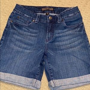 Women’s Size 6 jean shorts